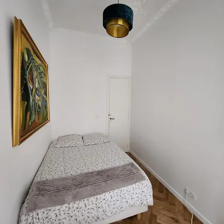 Luxury Trocadero - 2 Bedrooms 80m2 Appartement *